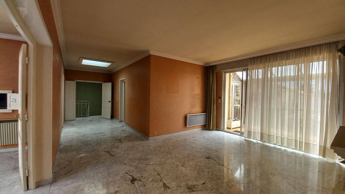 Maison 6 pièces 165 m² · à Béziers · 165 m² · 240 000 €