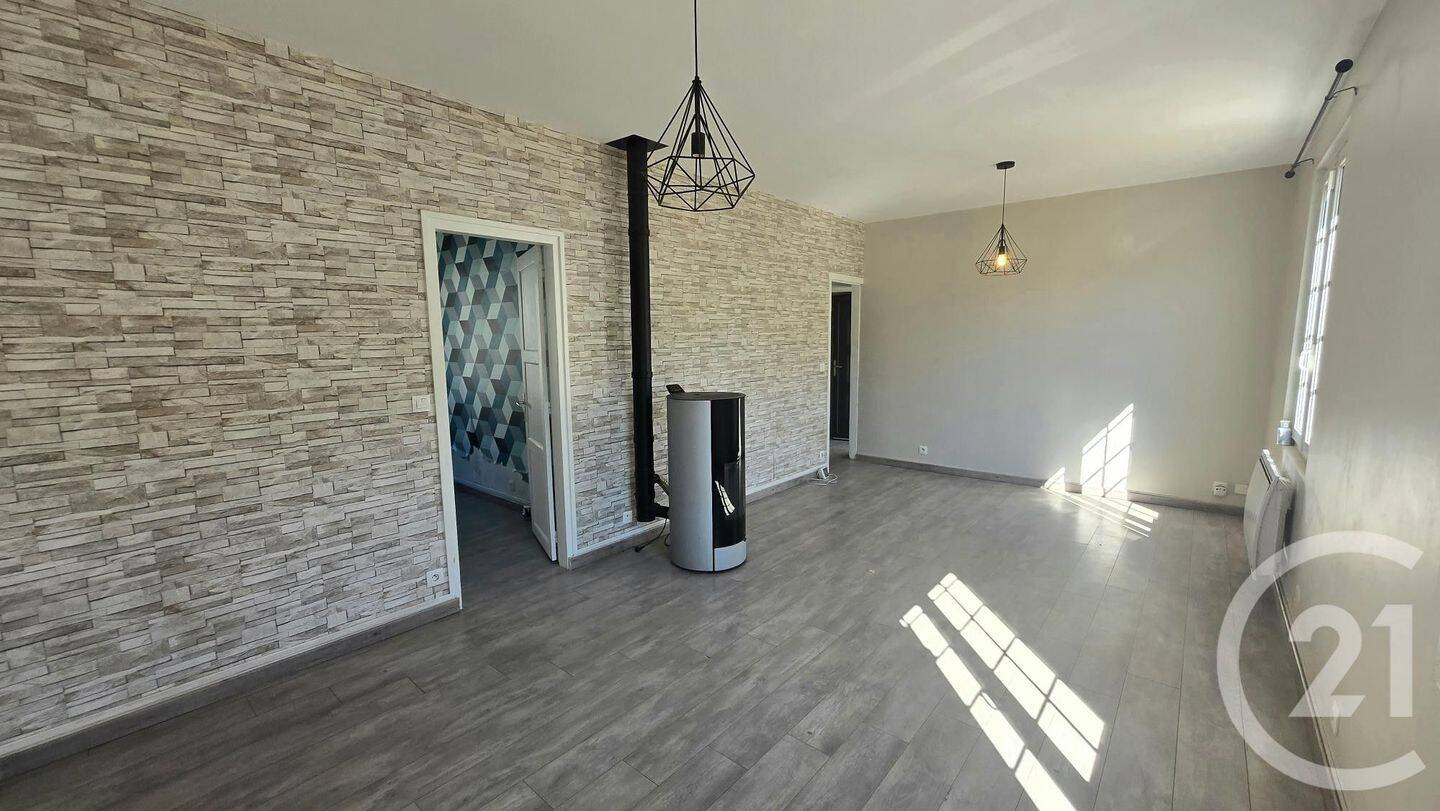 Maison 5 pièces 82 m² · à Lacroix-Saint-Ouen · 82 m² · 185 000 €