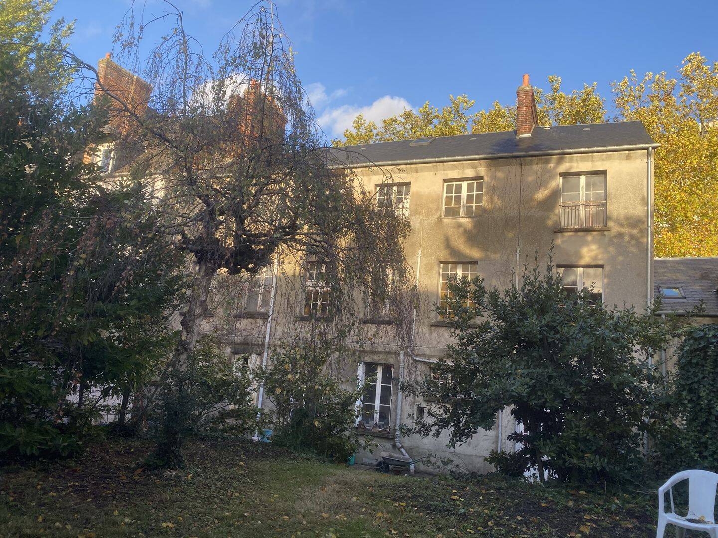 Maison 17 pièces 266 m² · à Lisieux · 266 m² · 149 500 €
