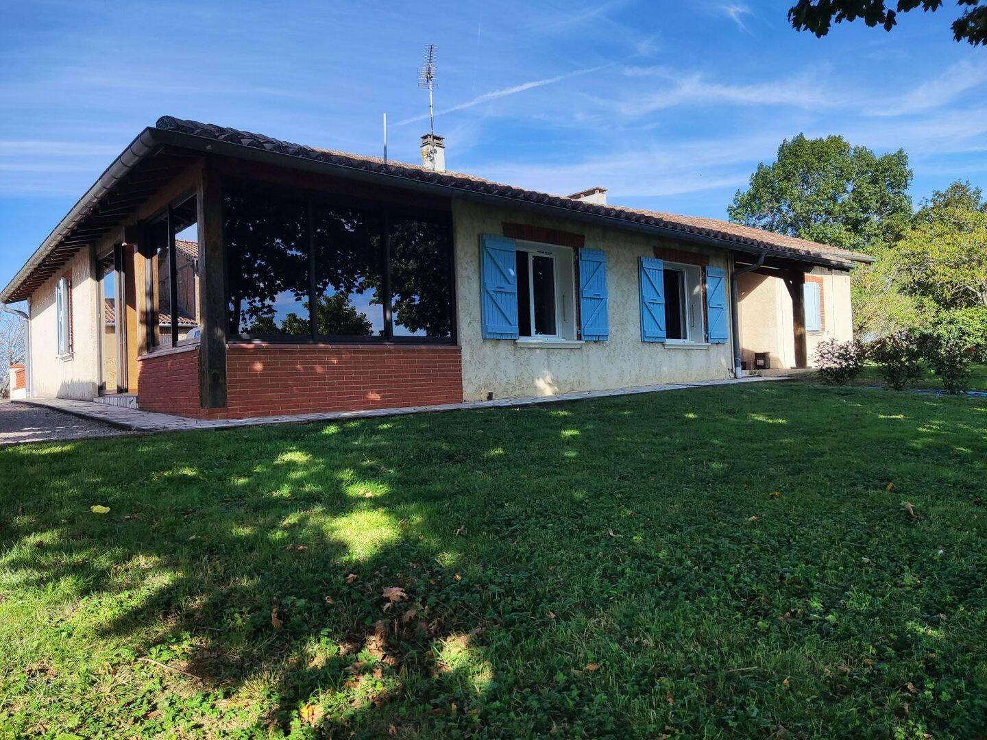 Maison 4 pièces 90 m² · à Seysses-Savès · 90 m² · 980 €