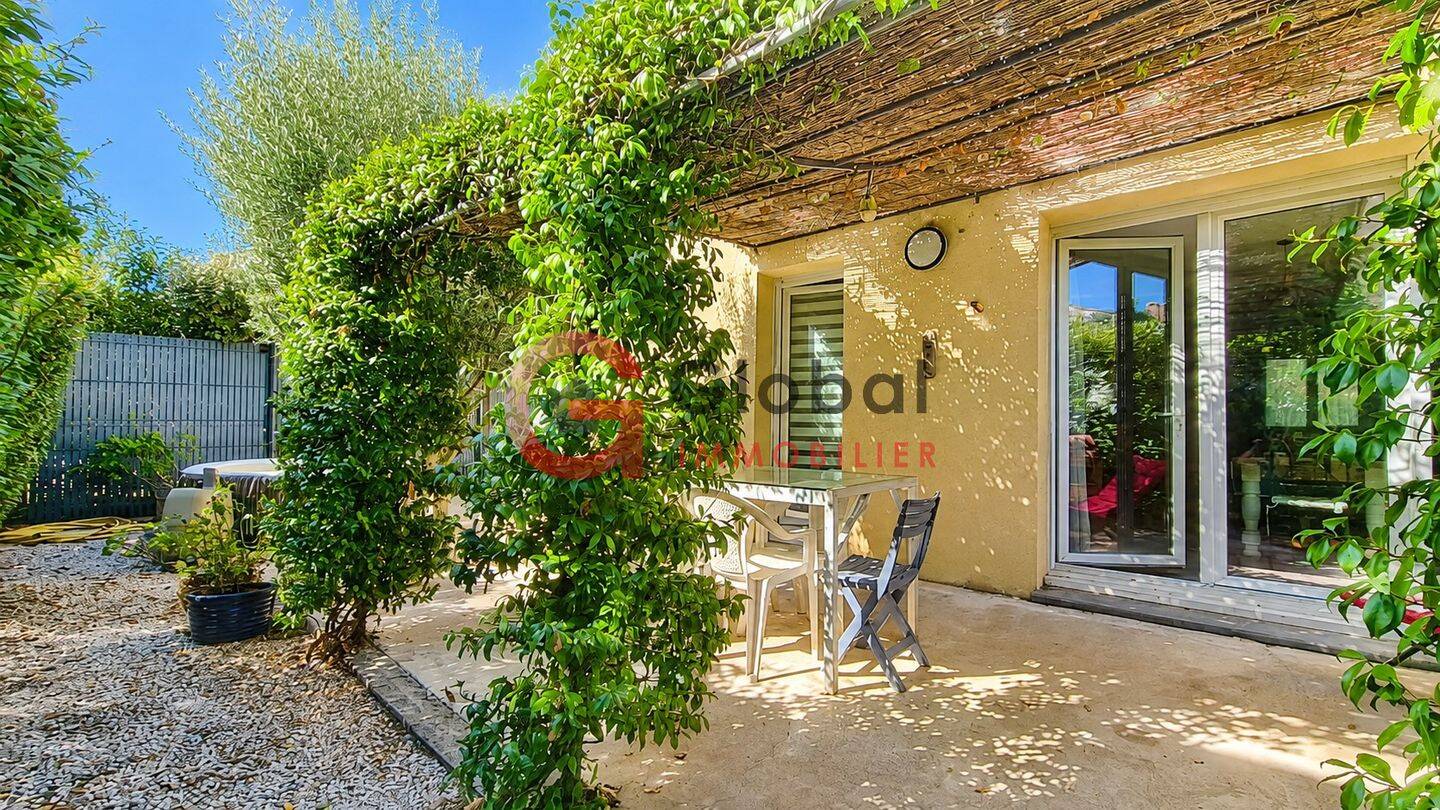 Maison 4 pièces 90 m² · à Grans · 89,9 m² · 379 000 €