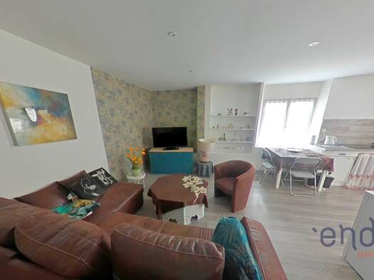 Appartement à vendre 83 000 € 3 pièces 2 chambres 58 m² RDC Ville Haute-Exterieur Bas Gray 70100