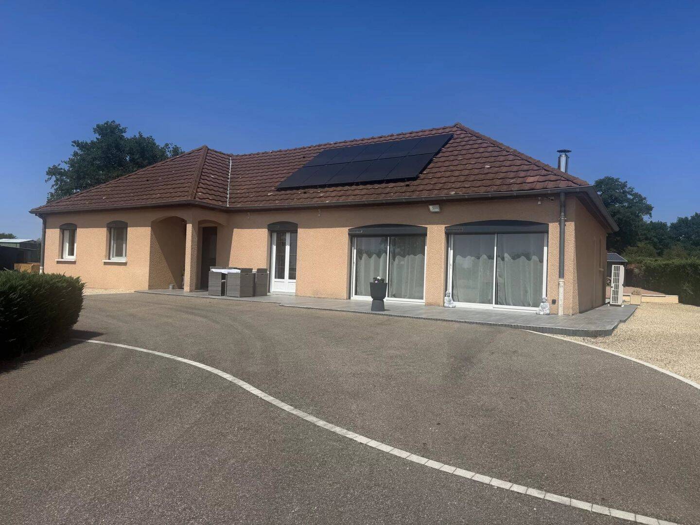 Maison 7 pièces 153 m² · à Saint-Yan · 153 m² · 420 000 €