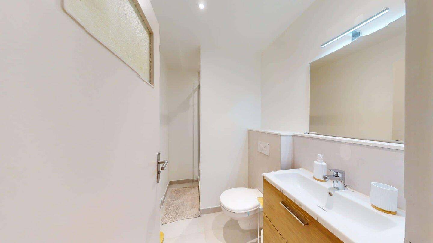 Room in Carré de Saxe, Rennes for 84 m² with 5 bedrooms - Coloca — 20