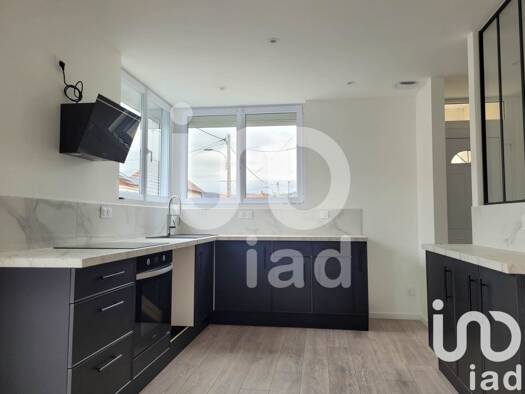 Maison à vendre 167 000 € 6 pièces 4 chambres 132 m² 450 m² de terrain Montgacher-Cordeliers Montluçon 03100