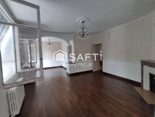 Maison à vendre 197 000 € 6 pièces 4 chambres 133 m² Truyes 37320