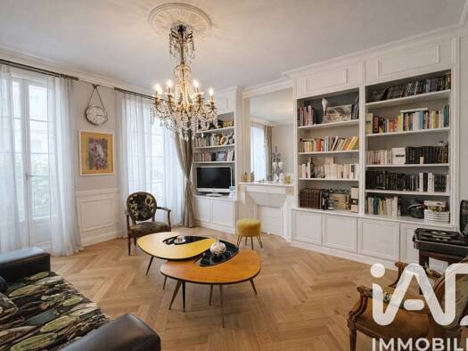 Maison de ville à vendre 695 000 € 5 pièces 4 chambres 110 m² Centre Ville La Rochelle 17000