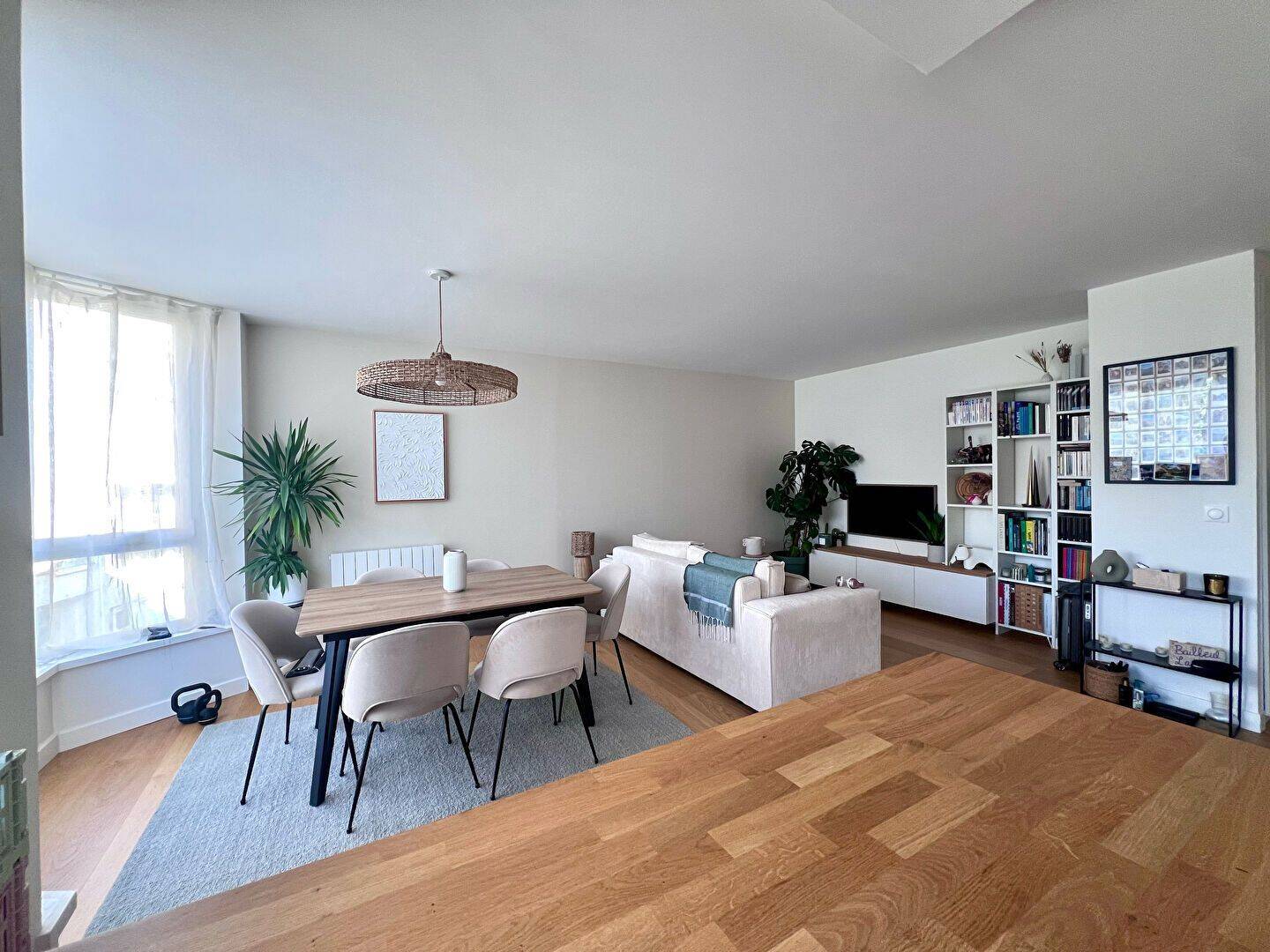 Appartement 2 pièces 53 m² · à Suresnes · 53 m² · 450 000 €