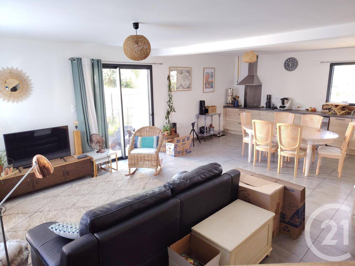 Maison 6 pièces 112 m² · à Treffléan · 112 m² · 1 210 €/mois