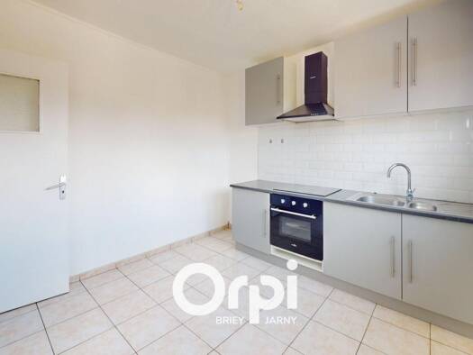 Appartement à louer 590 € 3 pièces 2 chambres 59,1 m² Étage 1/4 Centre-Gare Homécourt 54310