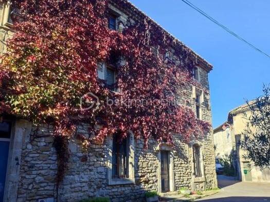 Demeure à vendre 520 000 € 8 pièces 3 chambres 200 m² La Baume-de-Transit 26790