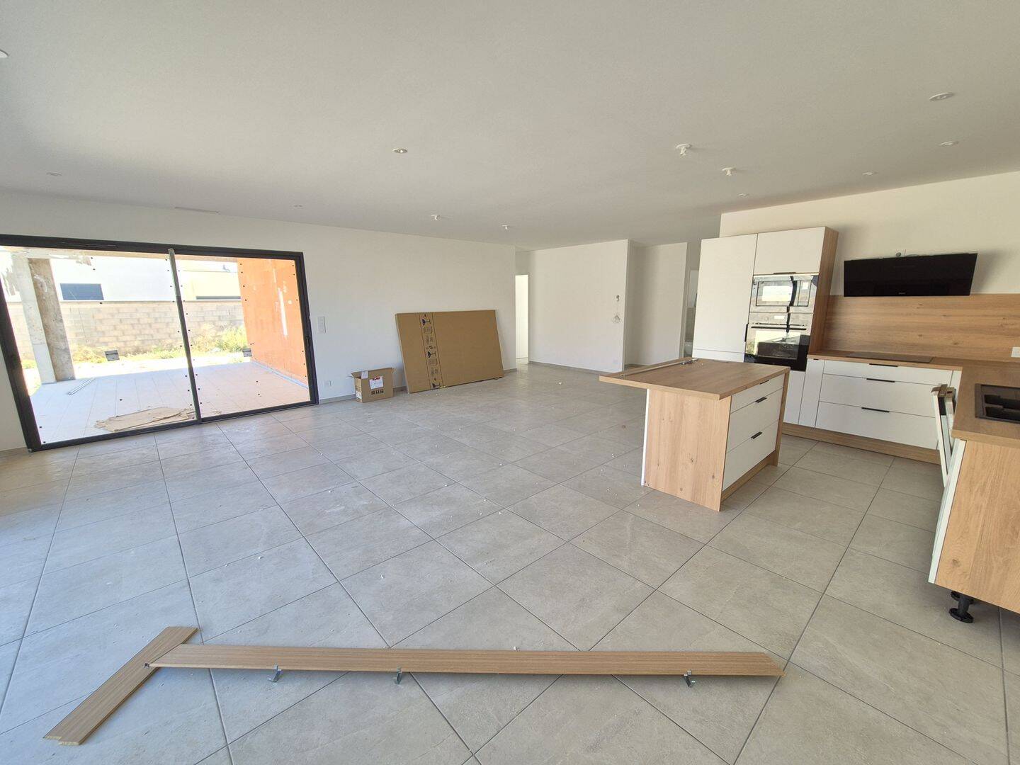 Maison 5 pièces 125 m² · à Saint-Féliu-d'Avall · 125 m² · 1 500 €