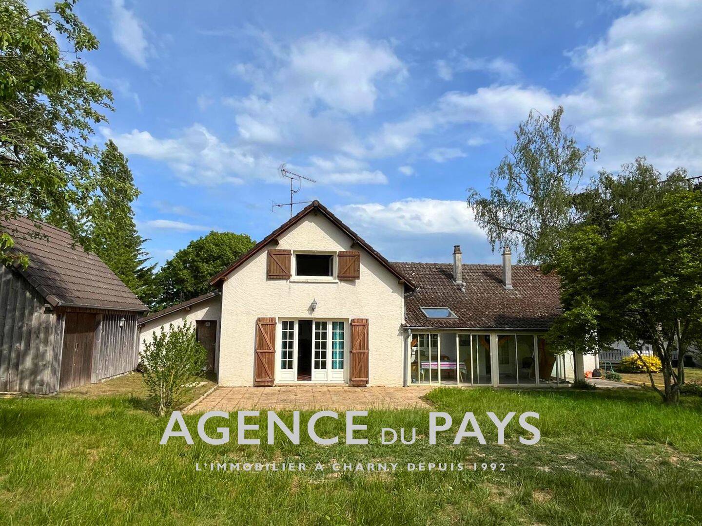 Maison 6 pièces 140 m² · à Charny Orée de Puisaye · 140 m² · 179 000 €