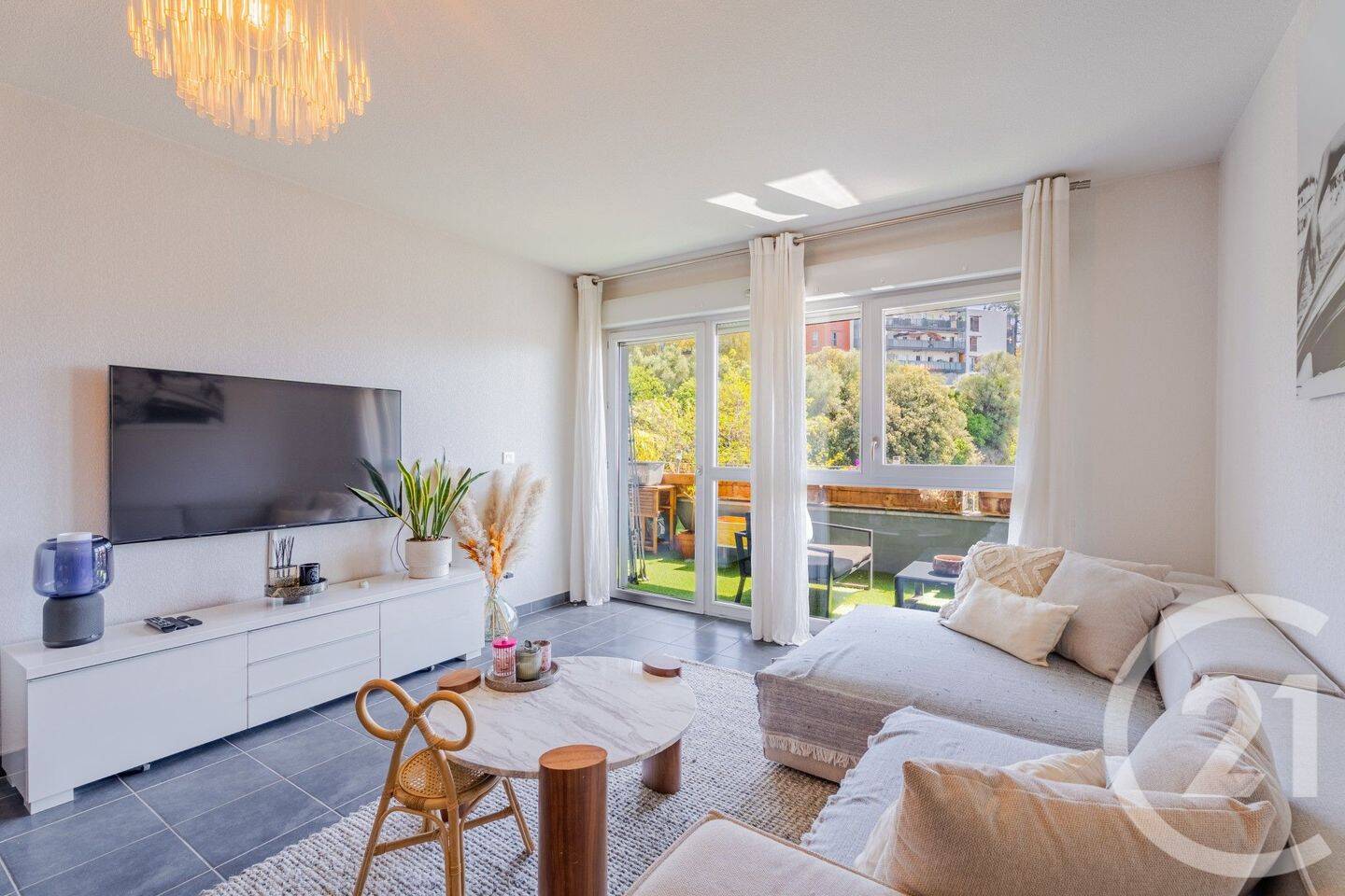 Appartement 3 pièces 67 m² · à Nice · 66,8 m² · 299 000 €