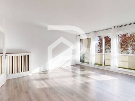 Appartement à vendre 159 000 € 1 pièce 47 m² Étage 2/14 Vignes Benettes Le Pecq 78230