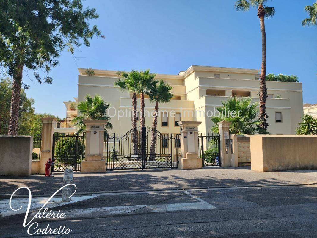 Appartement 3 pièces 70 m² · à Hyères · 70 m² · 399 000 €