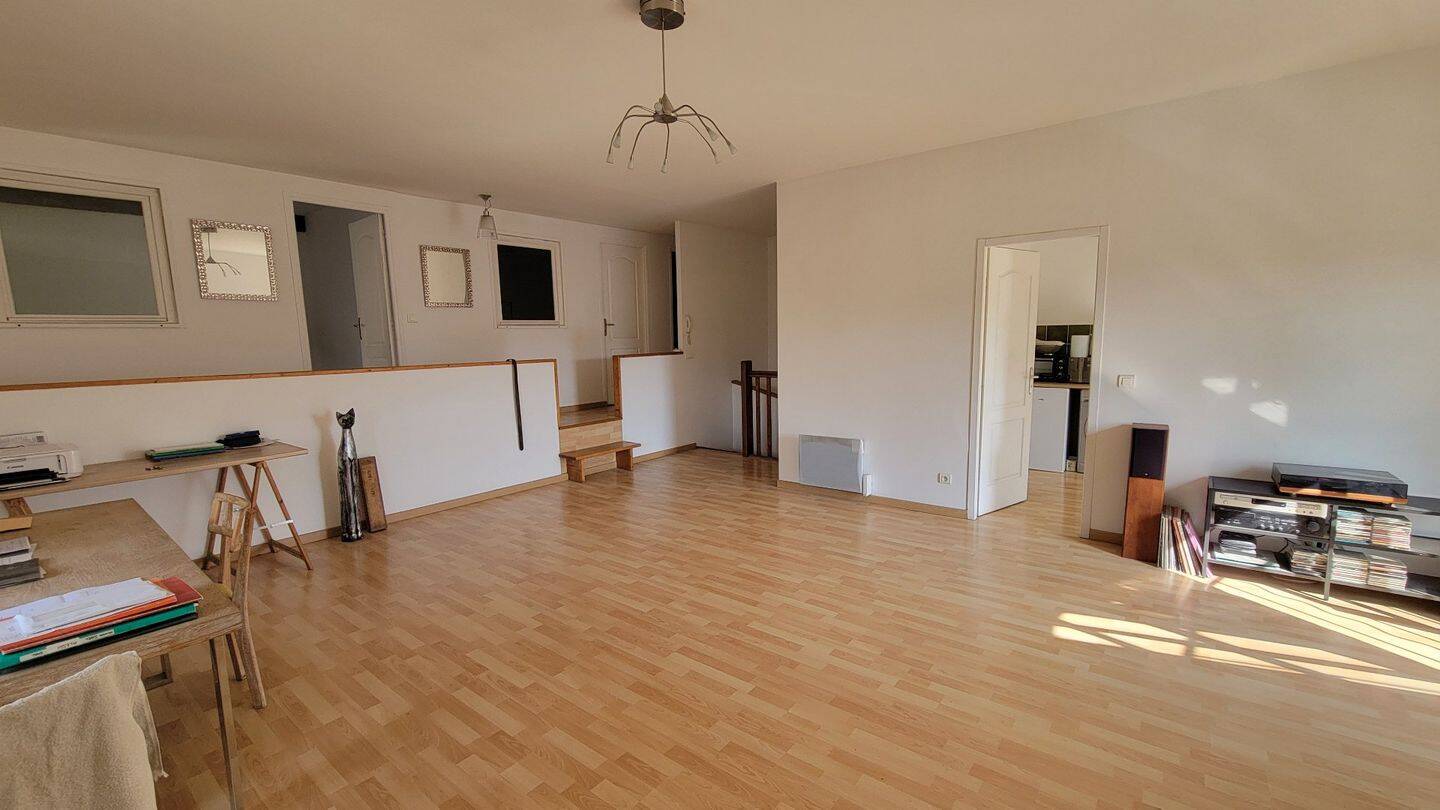 Appartement 3 pièces 77 m² · à Pézenas · 77 m² · 159 000 €
