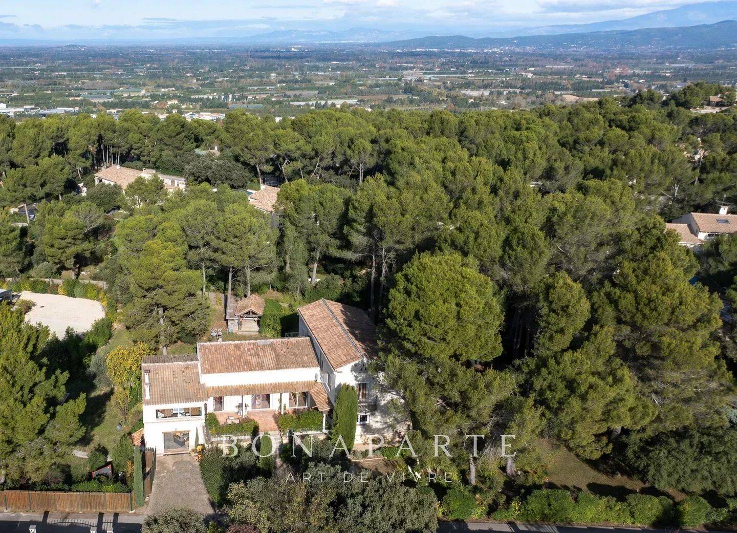 Maison 9 pièces 265 m² · à Cavaillon · 265 m² · 550 000 €