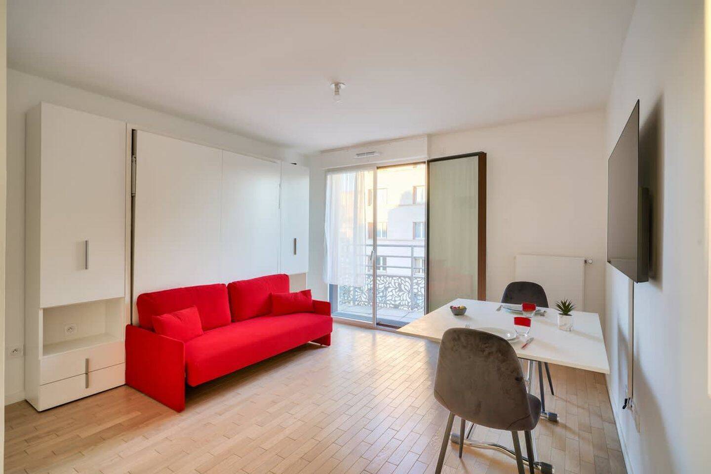 Appartement 1 pièce 29 m² · à Paris 15ème Arrondissement · 29 m² · 2 160 €