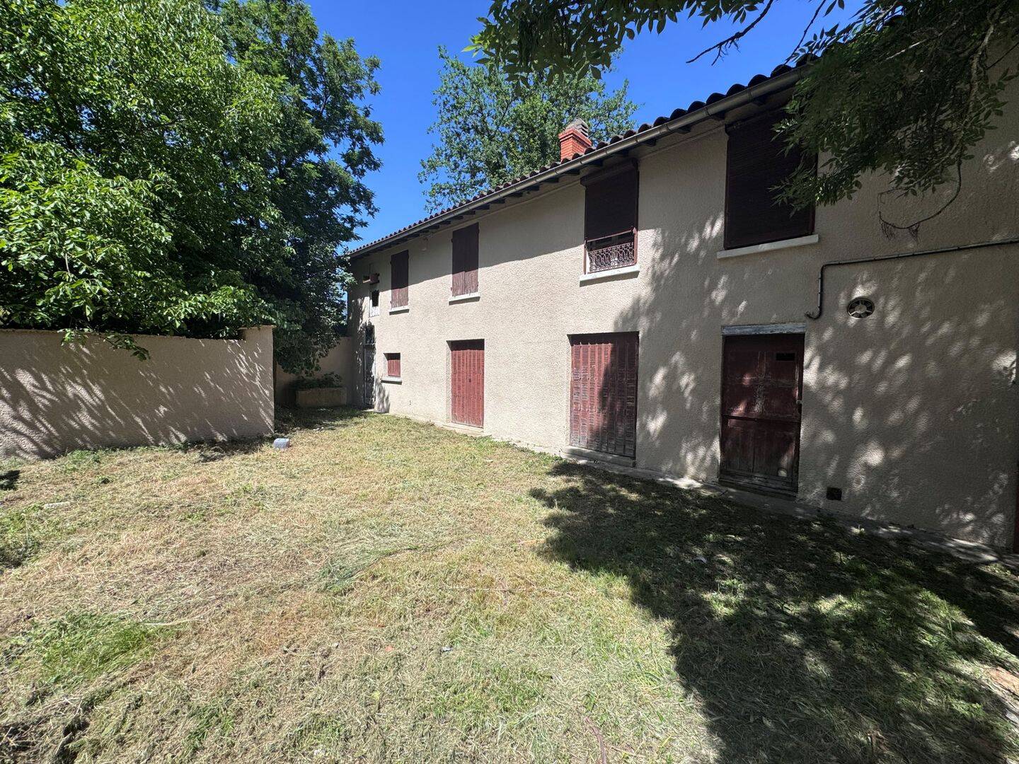 Appartement 4 pièces 125 m² · à Vénissieux · 125 m² · 159 000 €