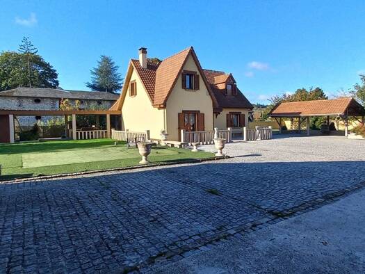 Pavillon à vendre 272 000 € 6 pièces 4 chambres 138 m² 1 850 m² de terrain Neuville-Ferrières 76270