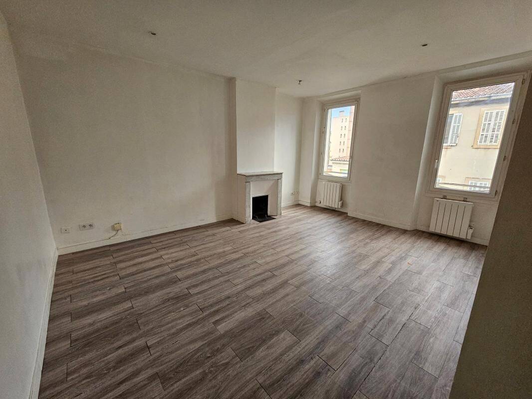Appartement 2 pièces 35 m² · à Marseille 10ème Arrondissement · 34,8 m² · 547 €/mois