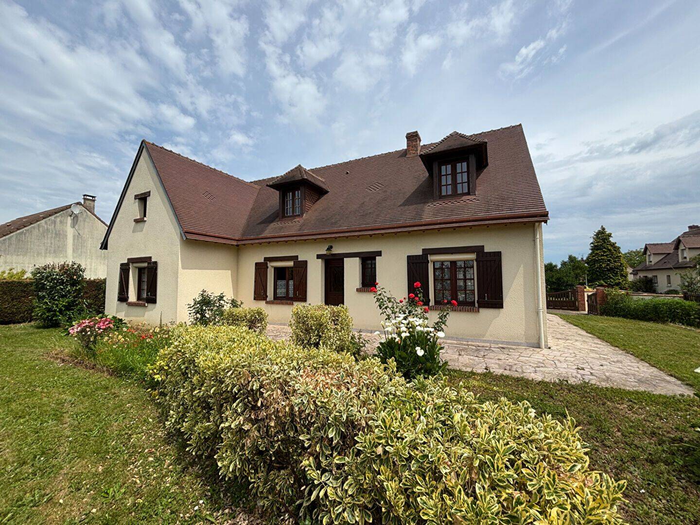 Maison 3 pièces 95 m² · à Brou · 94,6 m² · 750 €/mois