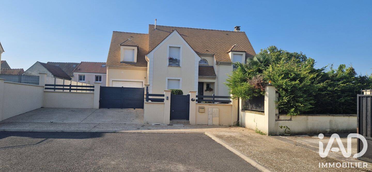 Maison 5 pièces 168 m² · à Claye-Souilly · 168 m² · 560 000 €