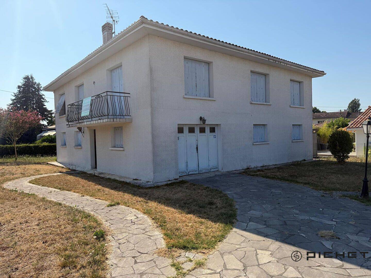 Maison 7 pièces 217 m² · à Saint-Médard-en-Jalles · 217 m² · 327 500 €