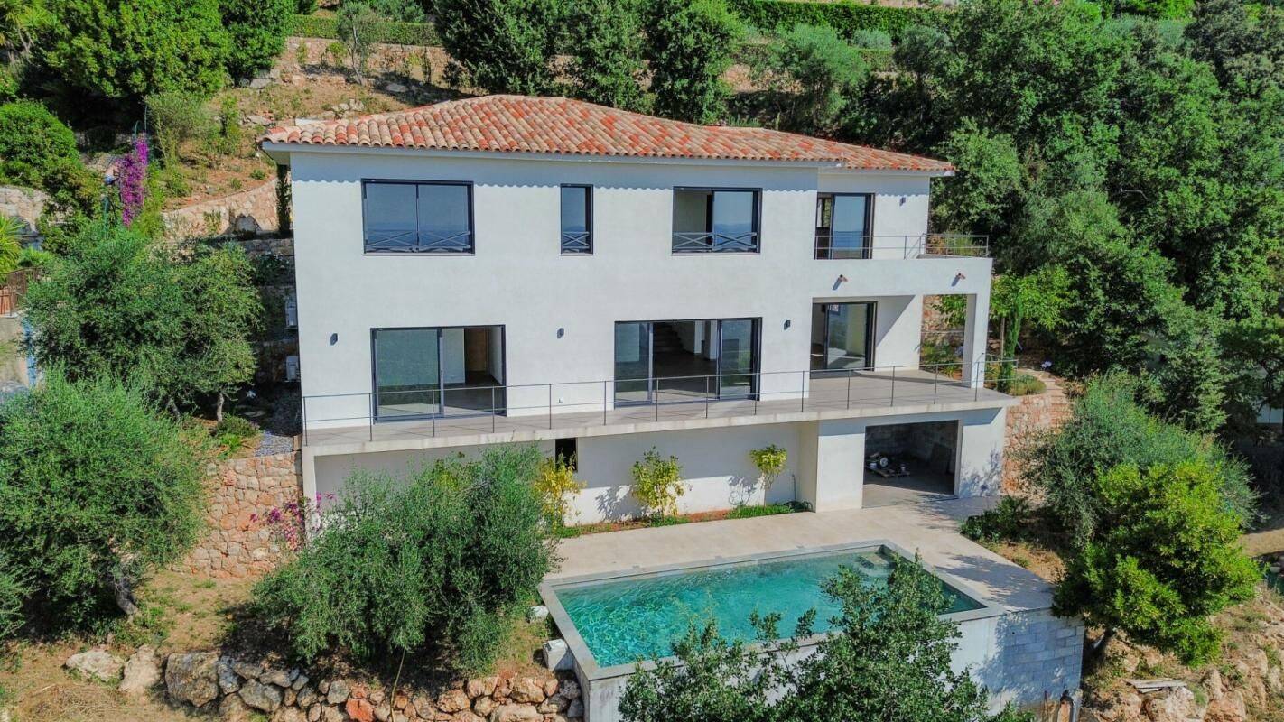 Maison 7 pièces 280 m² · à Spéracèdes · 280 m² · 1 740 000 €