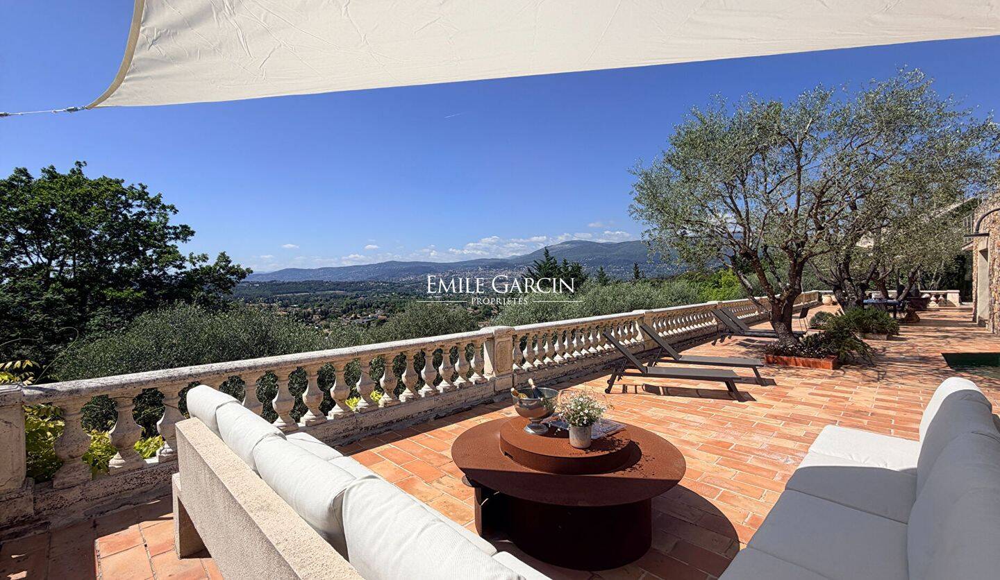 Maison 5 pièces 260 m² · à Mougins · 260 m² · 2 200 000 €
