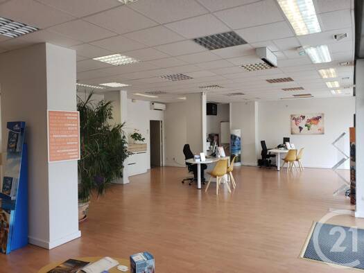 Local commercial à vendre 275 000 € Corbas 69960