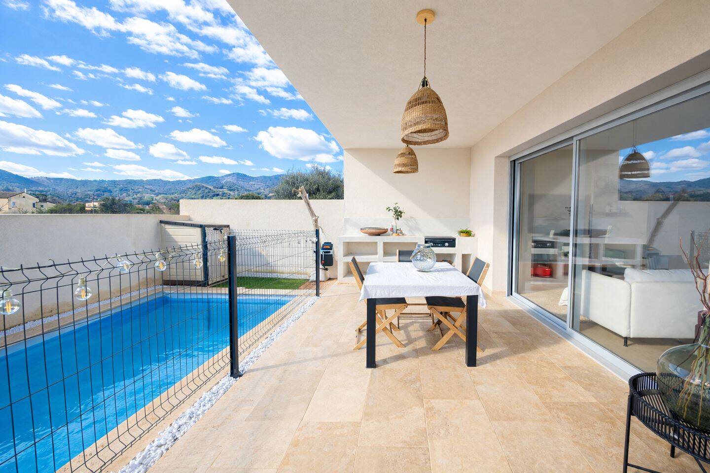 Maison 5 pièces 93 m² · à Sorbo-Ocagnano · 93 m² · 339 000 €