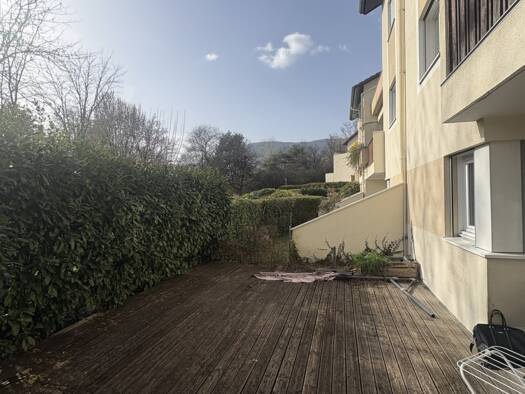 Appartement à vendre 195 000 € 2 pièces 1 chambre 37,2 m² RDC/2 Meylan 38240