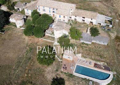 Château à vendre 1 790 000 € 20 pièces 1 chambre 900 m² 150 000 m² de terrain Thoard 04380