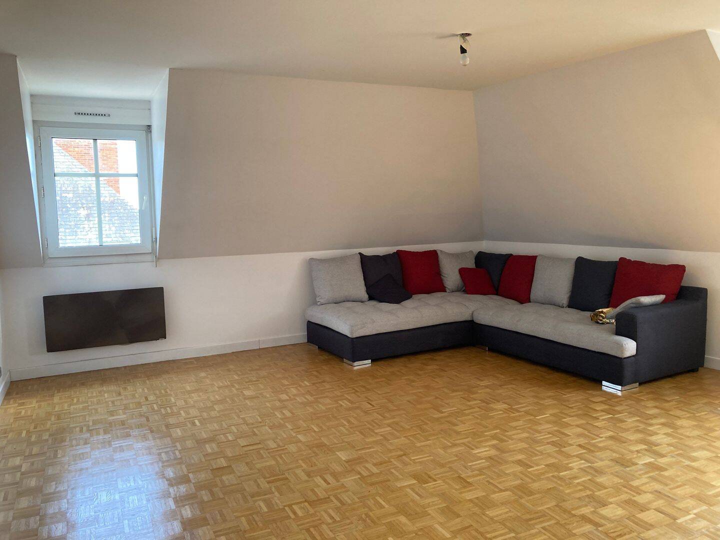 Appartement 3 pièces 67 m² · à Orléans · 67 m² · 900 €