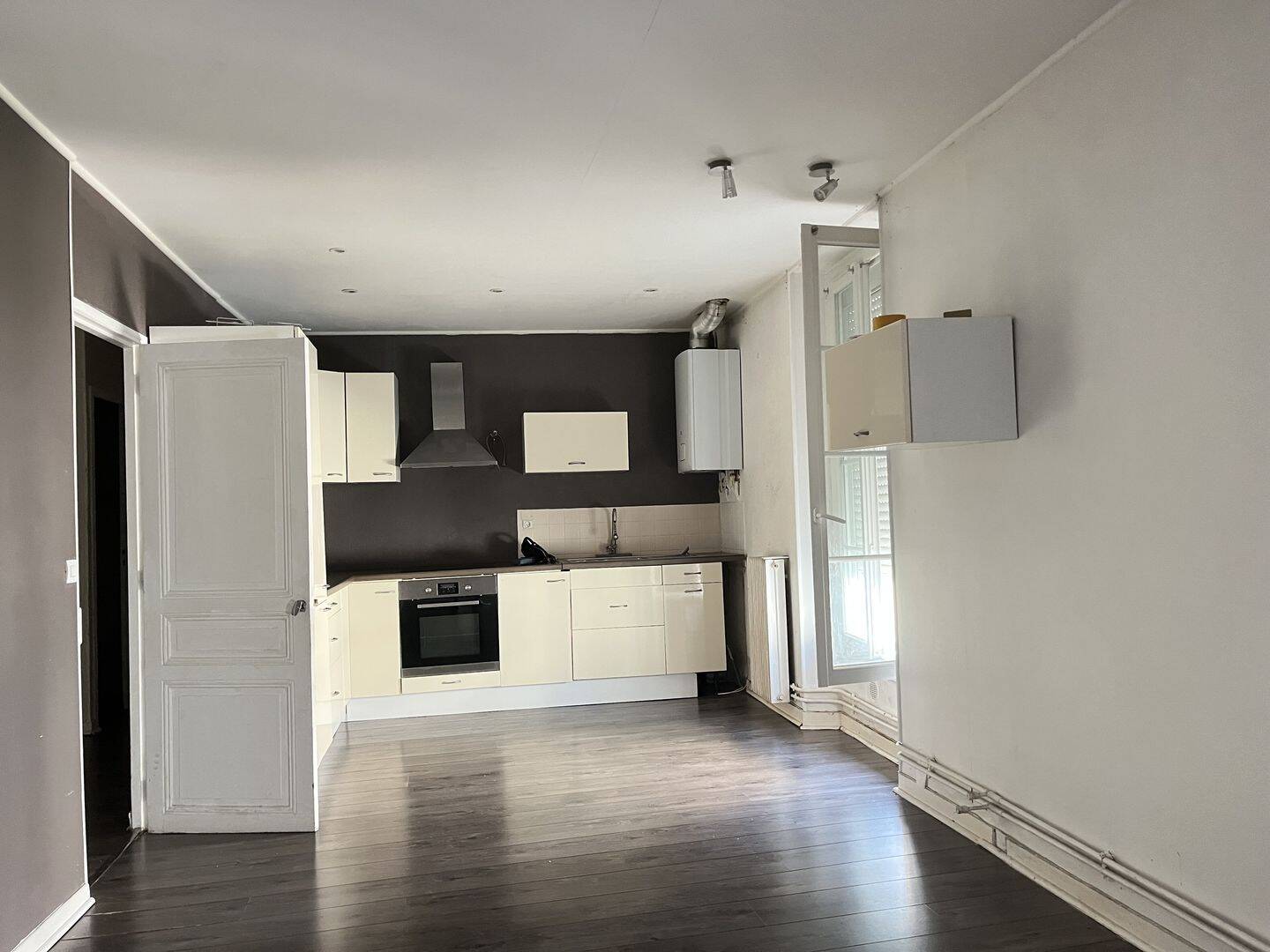 Appartement 2 pièces 61 m² · à Montargis · 61 m² · 65 000 €