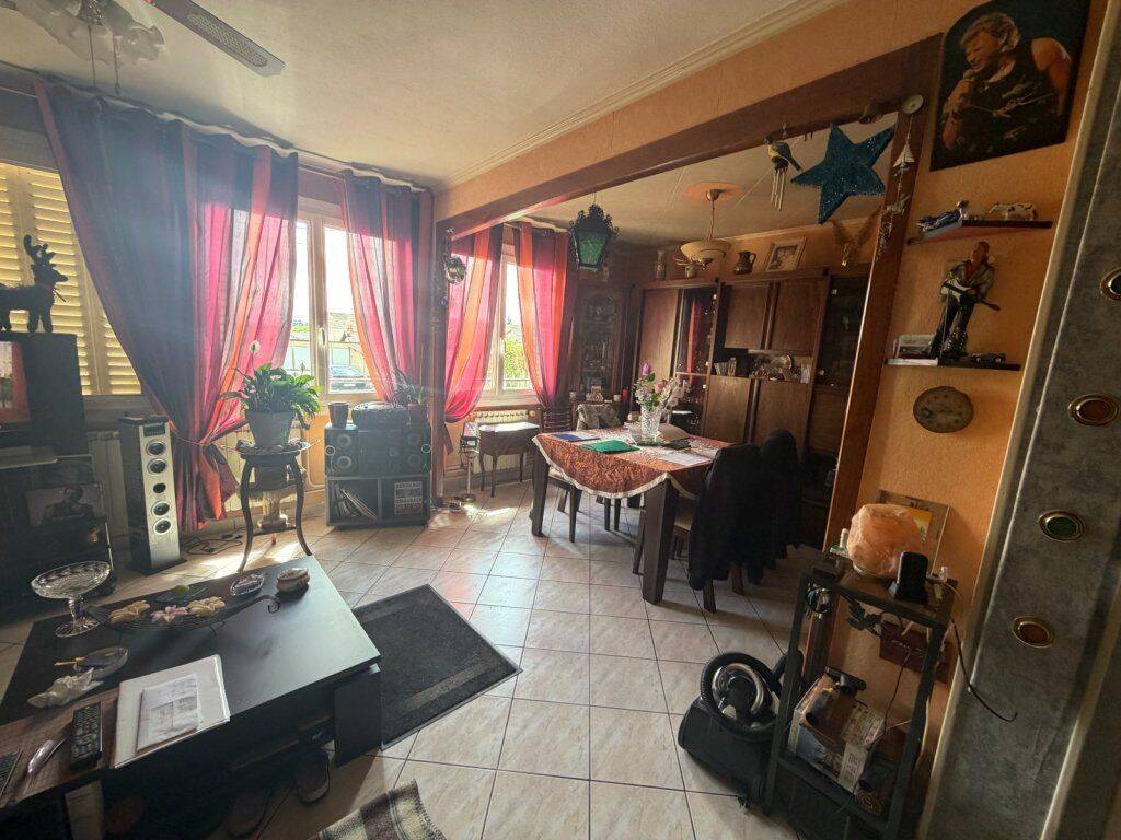 Appartement 3 pièces 53 m² · à Le Creusot · 53 m² · 50 000 €