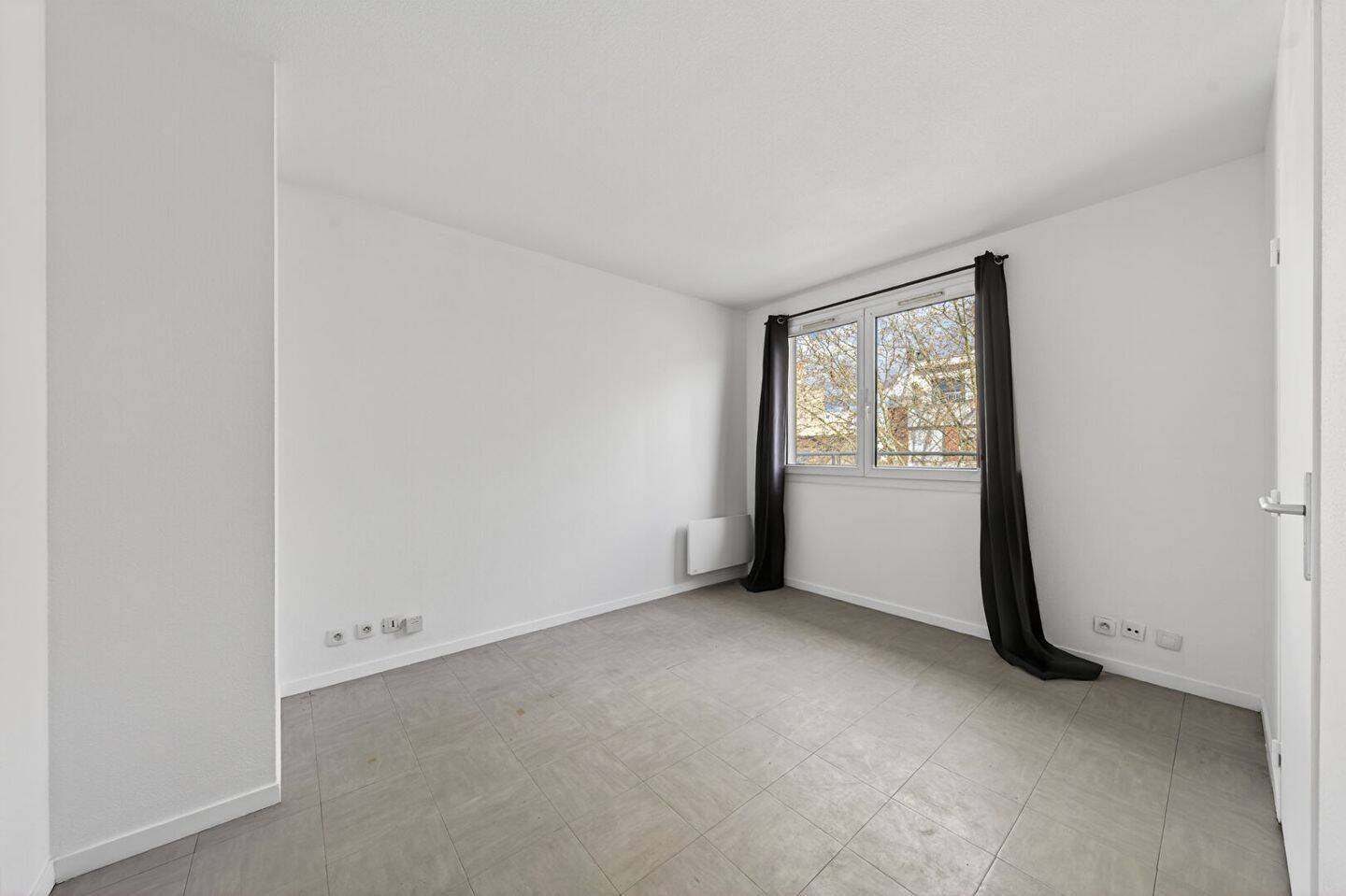 Appartement 1 pièce 18 m² · à Issy-les-Moulineaux · 18,3 m² · 158 000 €