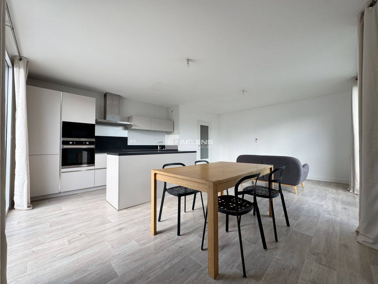 4 pièces 85 m² · à Lille · 85 m² · 1 485 €