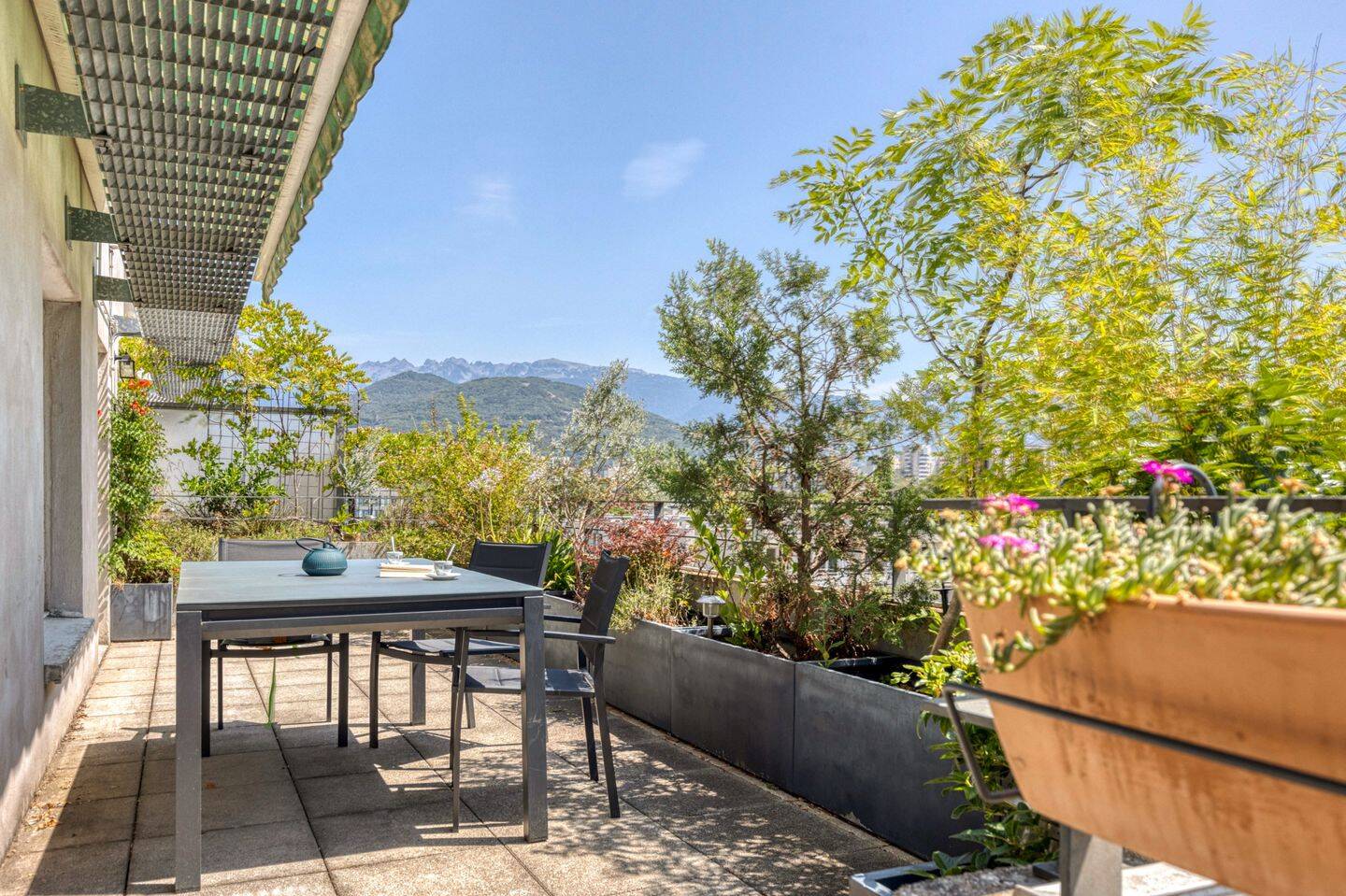Appartement 4 pièces 95 m² · à Grenoble · 95 m² · 180 000 €
