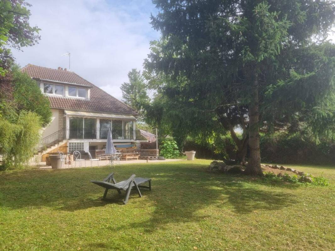 Maison 5 pièces 247 m² · à Sens · 247 m² · 465 000 €