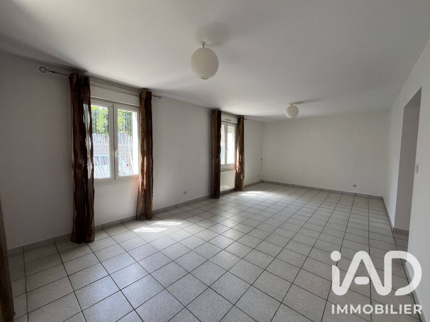 Maison 6 pièces 114 m² · à Sainte-Savine · 114 m² · 1 200 €/mois