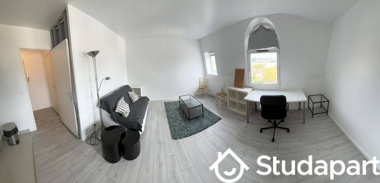 Appartement 1 pièce 28 m² · à Pontoise · 28 m² · 720 €/mois
