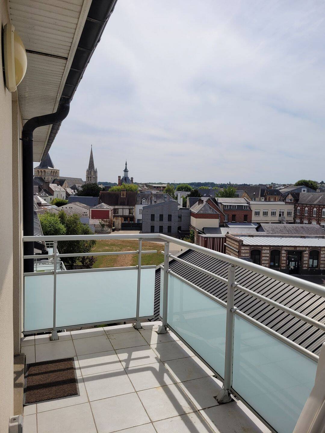Appartement 1 pièce 38 m² · à Montivilliers · 38 m² · 600 €