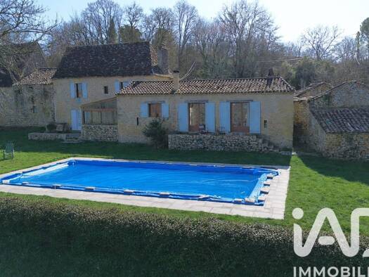 Maison à vendre 366 000 € 5 pièces 3 chambres 138 m² 10 000 m² de terrain Sainte-Croix 24440