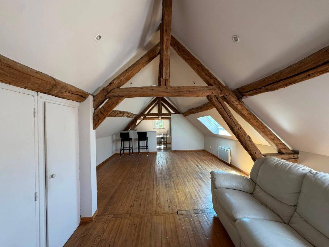 Appartement 1 pièce 43 m² · à Saint-André-de-l'Eure · 42,9 m² · 550 €