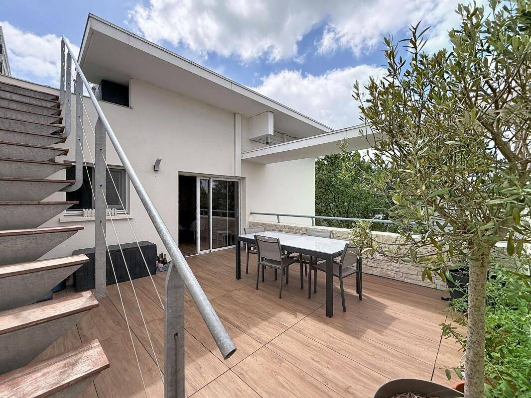 Appartement 3 pièces 76 m² · à La Rochelle · 75,6 m² · 577 500 €