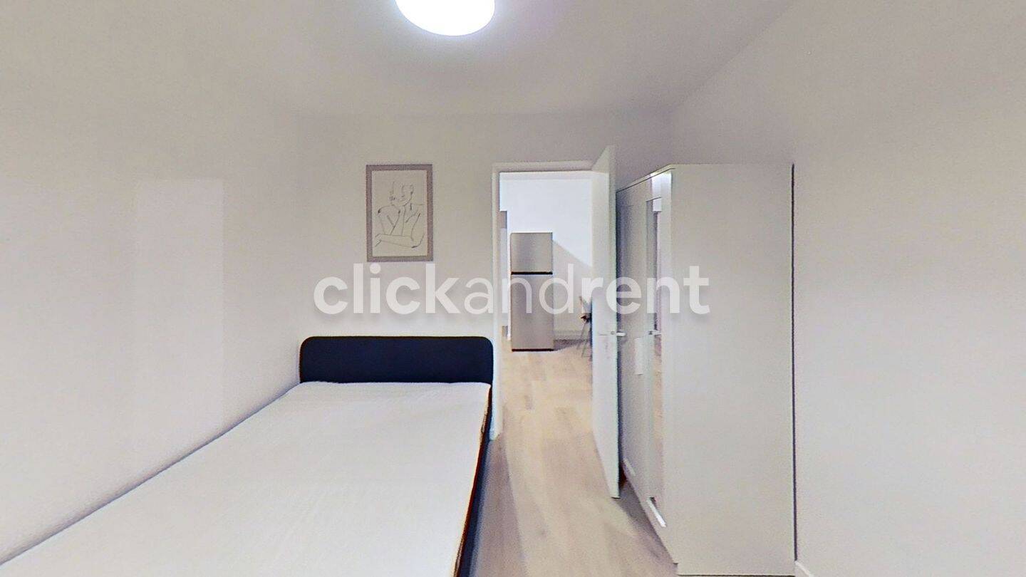 6 pièces 82 m² · à Bron · 82,3 m² · 570 €/mois