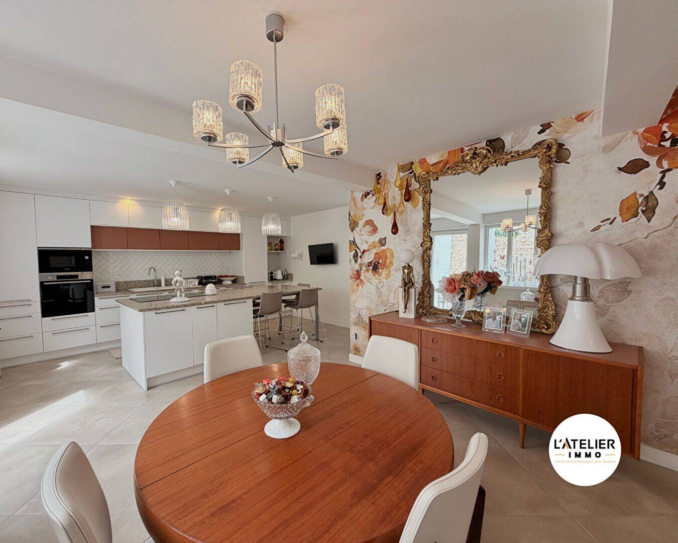 Maison 8 pièces 228 m² · à Ville-Dommange · 228 m² · 420 000 €